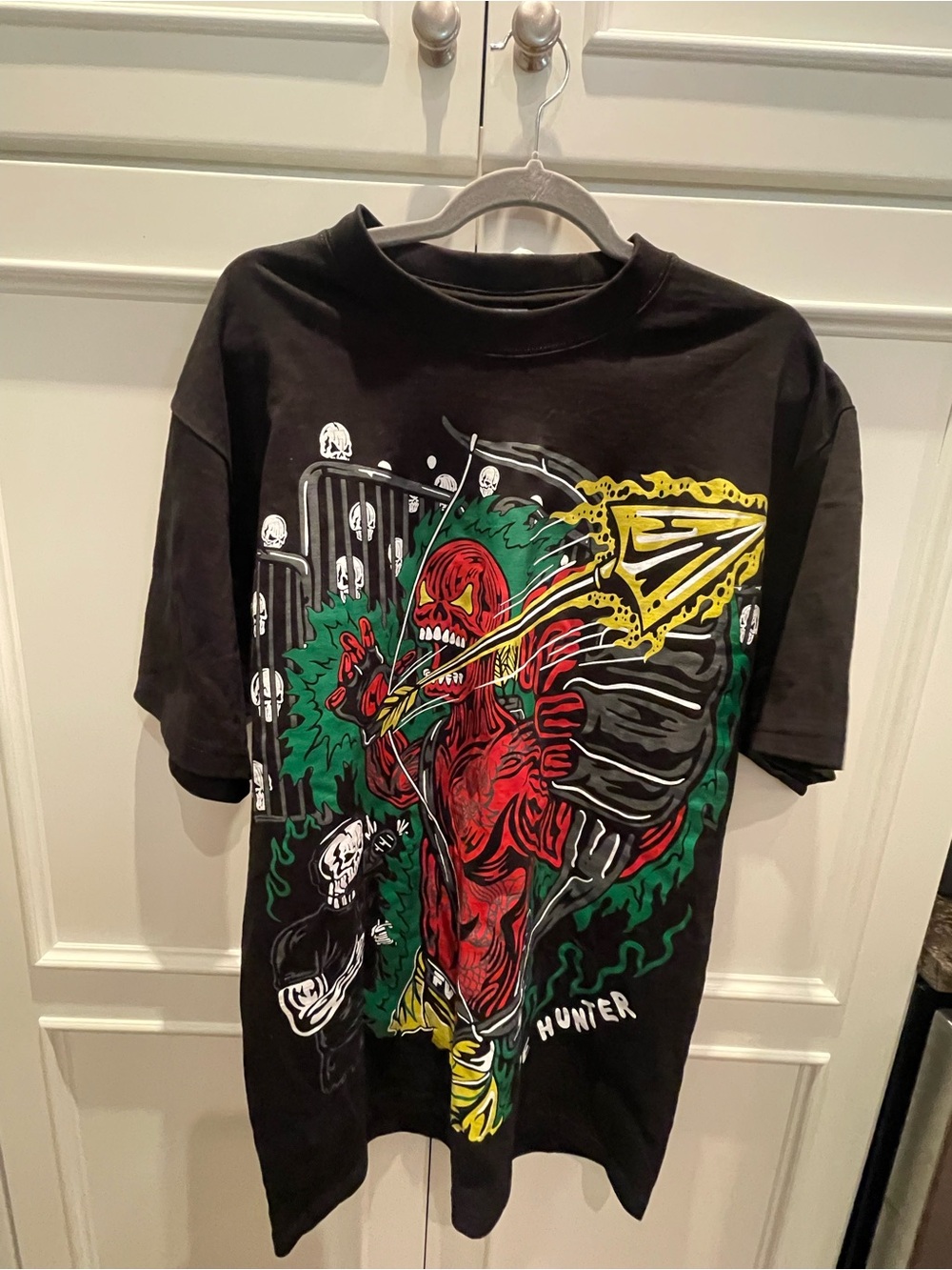 Graphic Black Short-Sleeve Men's Tee  Red Monster Print Shaka Wear the Hunter